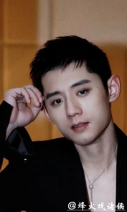 燃炸！24岁女版张继科3